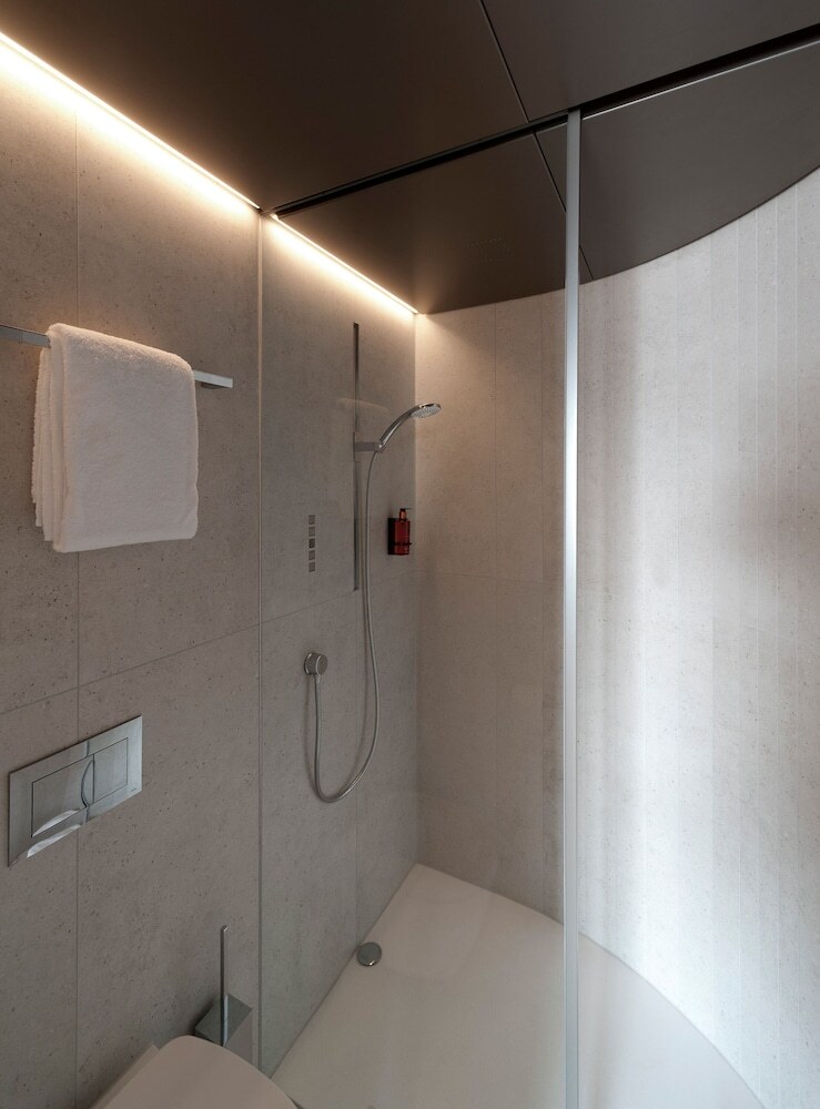 Hotel B'mine Frankfurt Airport