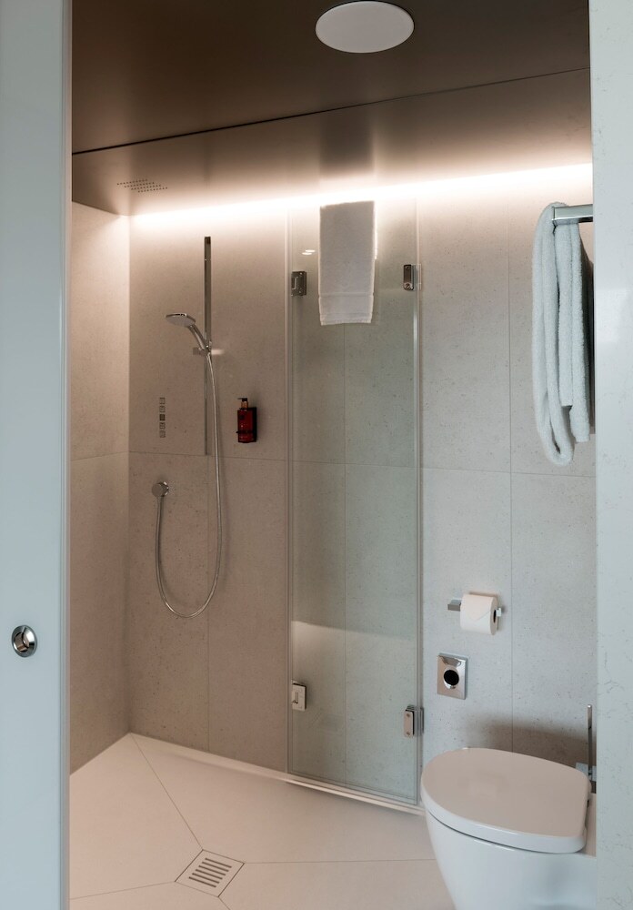 Hotel B'mine Frankfurt Airport