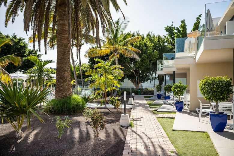 Aparthotel Apartamentos Las Buganvillas