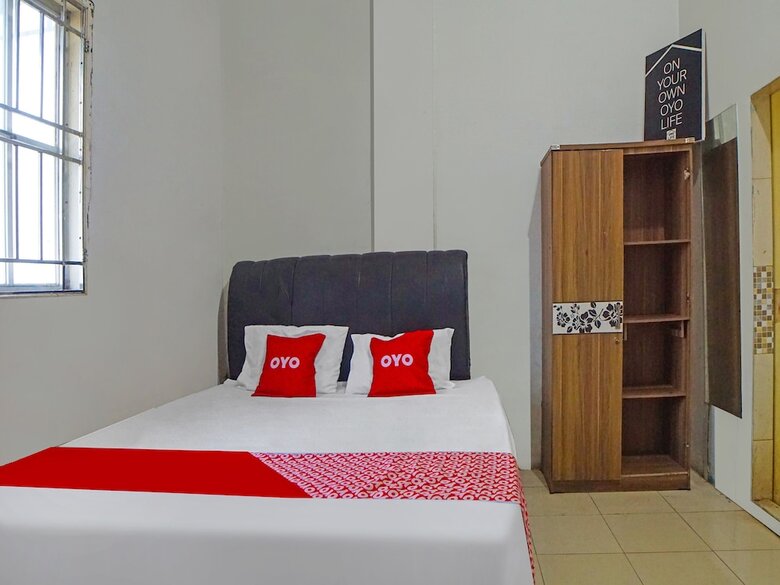 Hotel Oyo 92403 Gatsu Homestay
