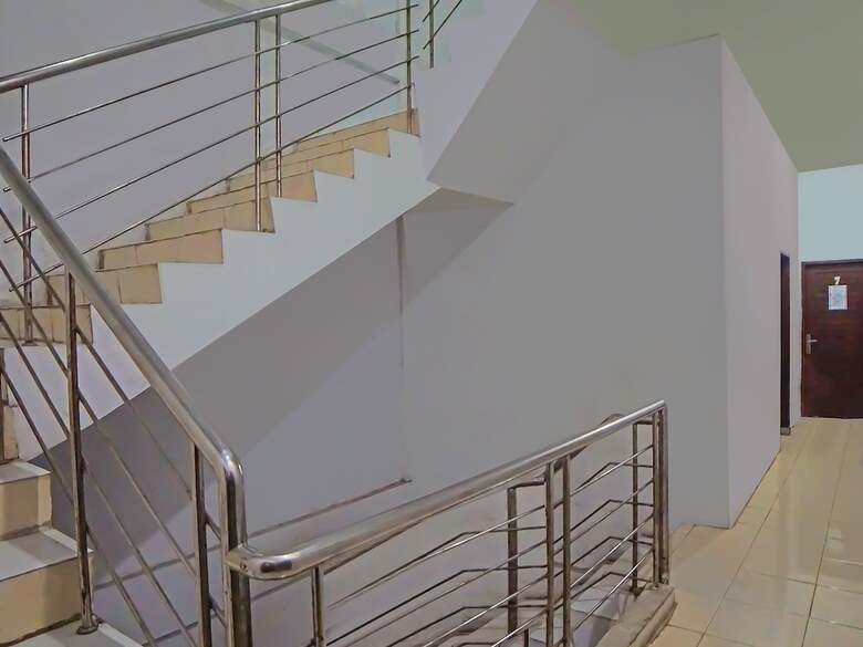Hotel Oyo 92403 Gatsu Homestay