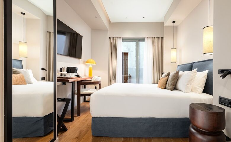 The Residence Aiolou Hotel & Spa