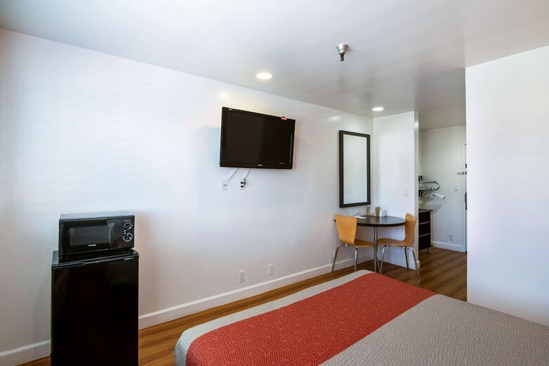 Motel 6 Monterey Park, Ca