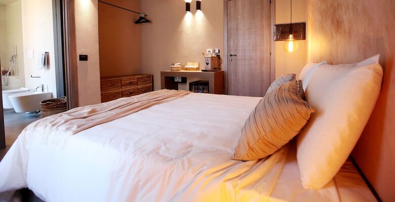Casa Nostra Luxury Suites