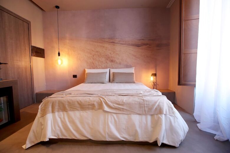 Casa Nostra Luxury Suites