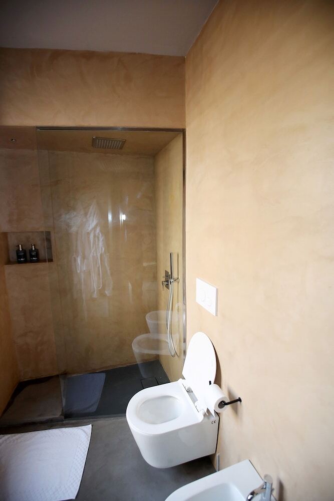 Casa Nostra Luxury Suites