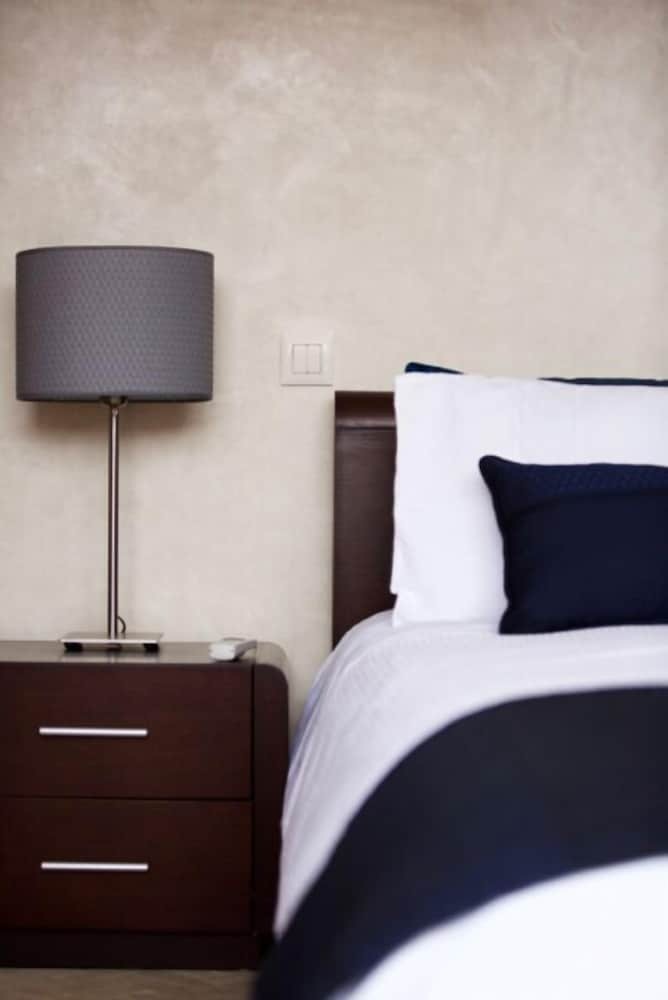 L' Amandier Hotel & Villas