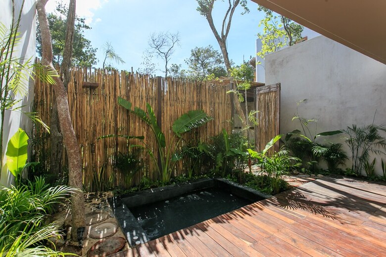 Apartamentos Eco-chic Design Condos Wrapped In Nature's Elements