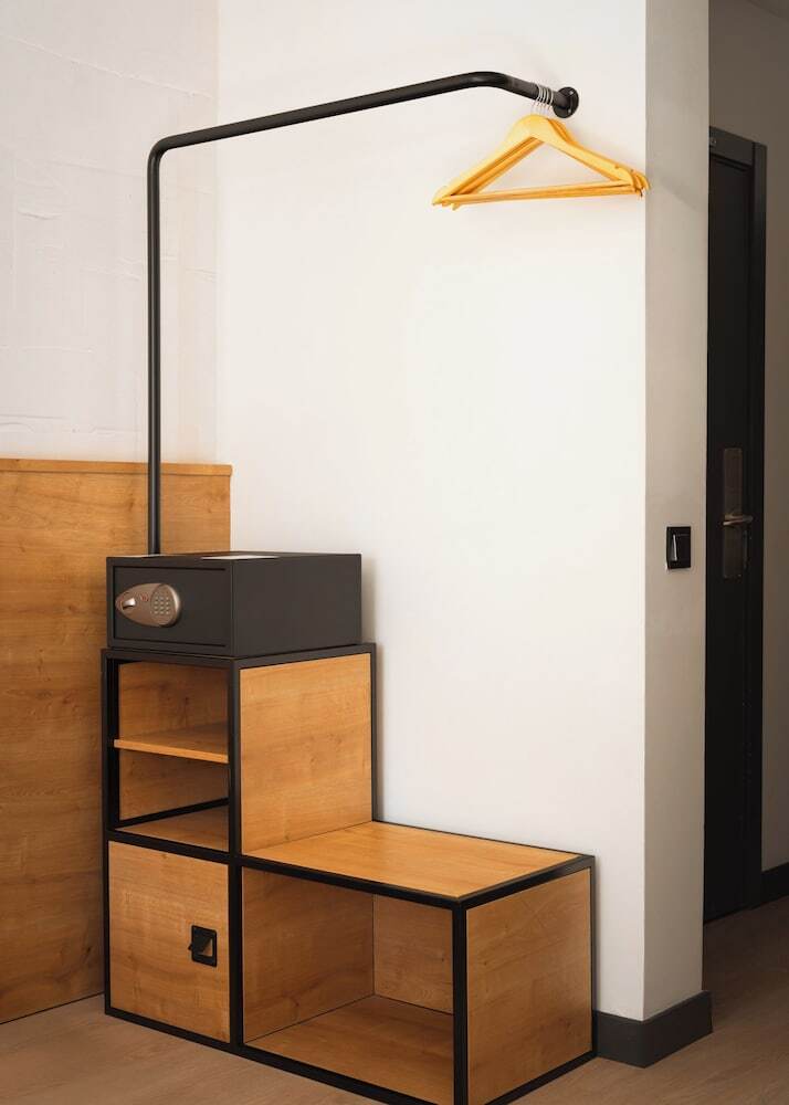 Aparthotel Limehome Madrid Calle De La Madera