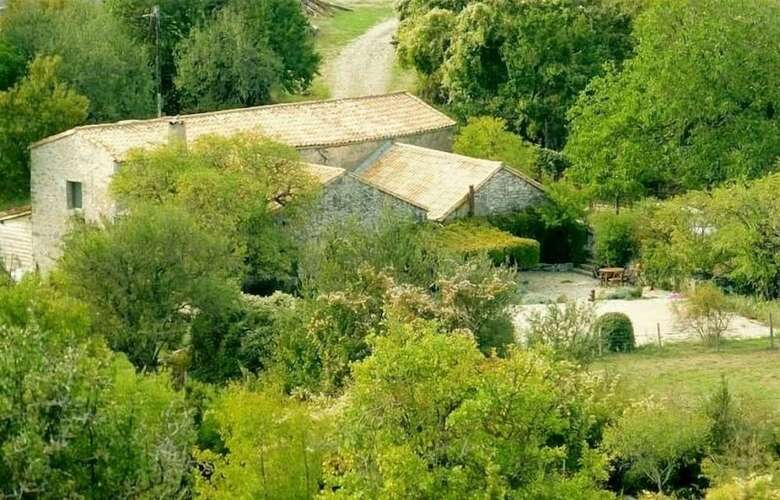 2800 Chemin Du Landre