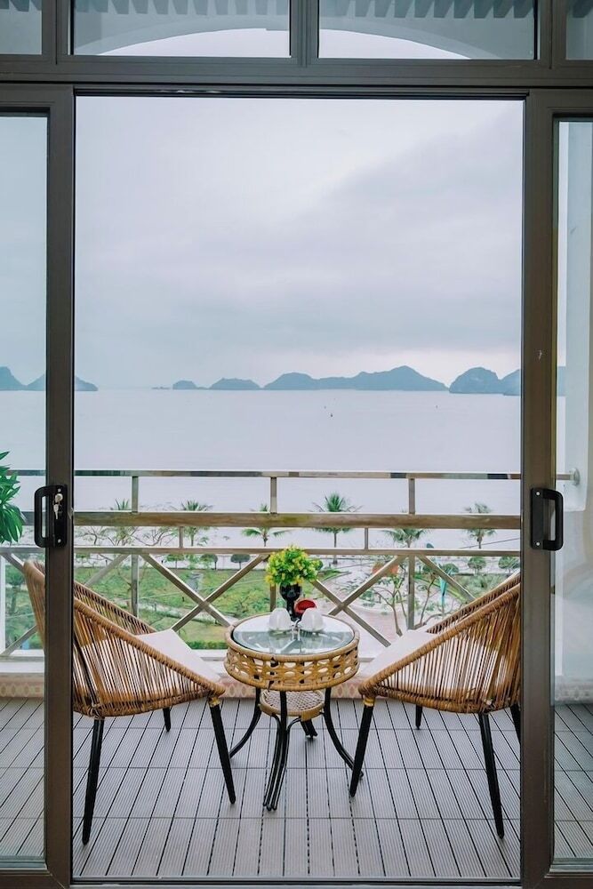 Gia Cat Long Hotel