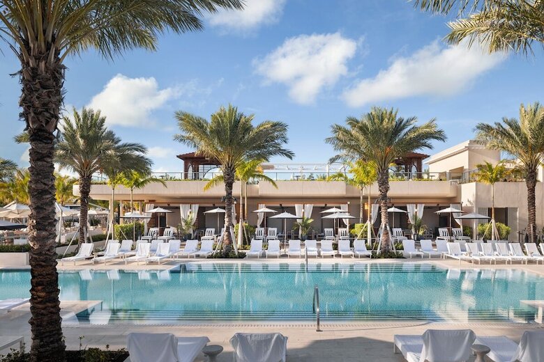 Tower At The Boca Raton