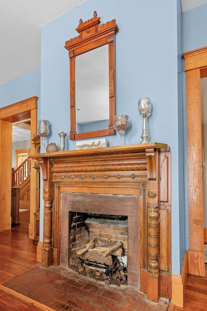 The Laurel Oak Inn Bed And Breakfast