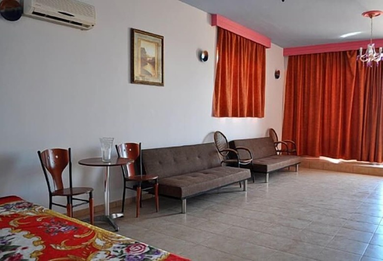 Saint Konstantin Beach Apartments