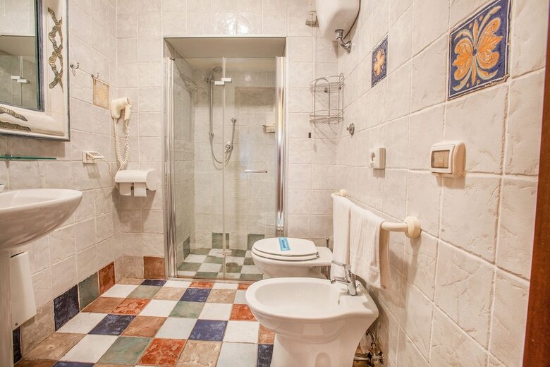 Bed & Breakfast Double Triple Room In Naples City Center