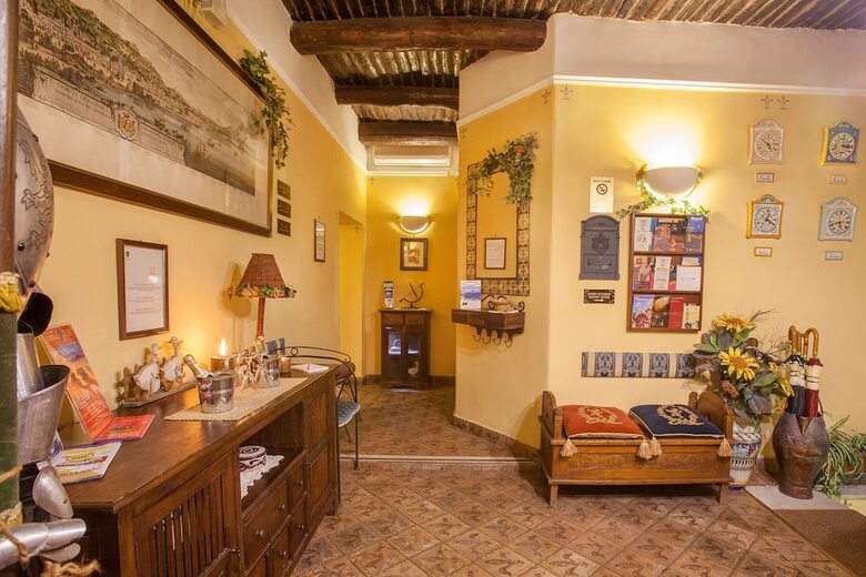 Bed & Breakfast Double Triple Room In Naples City Center