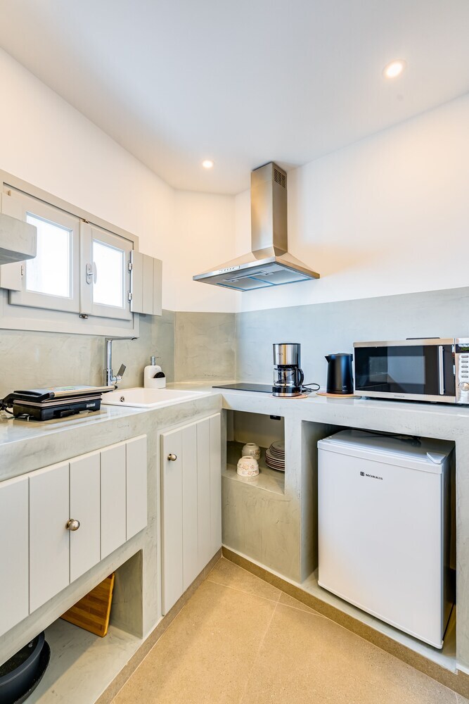 Hotel Tiara Suites
