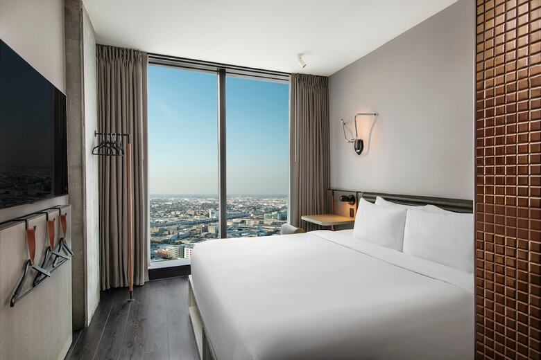 Hotel Moxy Downtown Los Angeles