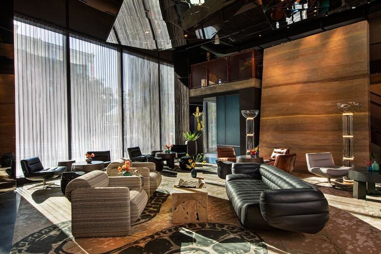 Hotel Moxy Downtown Los Angeles
