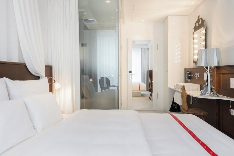 Ruby Rosi Hotel Munich