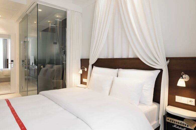 Ruby Rosi Hotel Munich