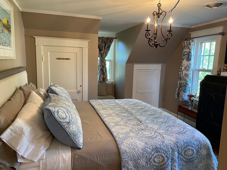 Bed & Breakfast Inn At Horn Point