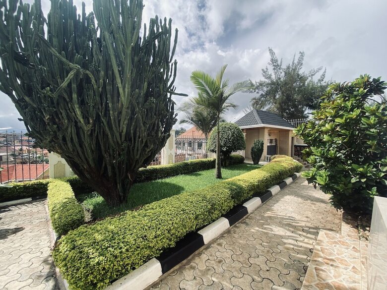 Bed & Breakfast Affordable Homes Kigali