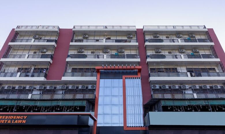Itsy Hotels Kashi Grand, Bhu