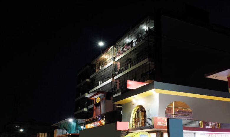 Itsy Hotels Kashi Grand, Bhu