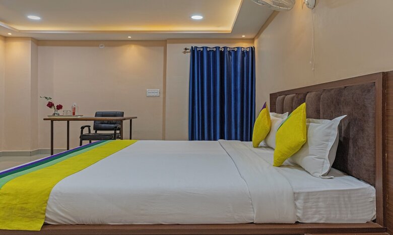 Itsy Hotels Kashi Grand, Bhu