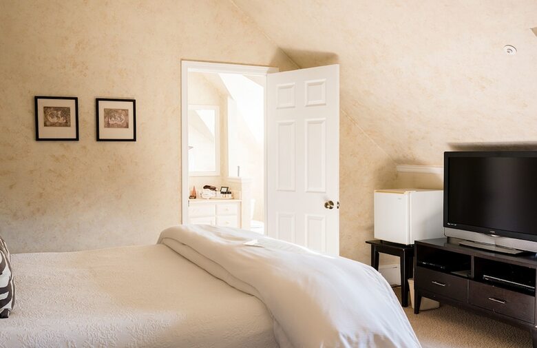 Bed & Breakfast 1801 First Luxury Inn