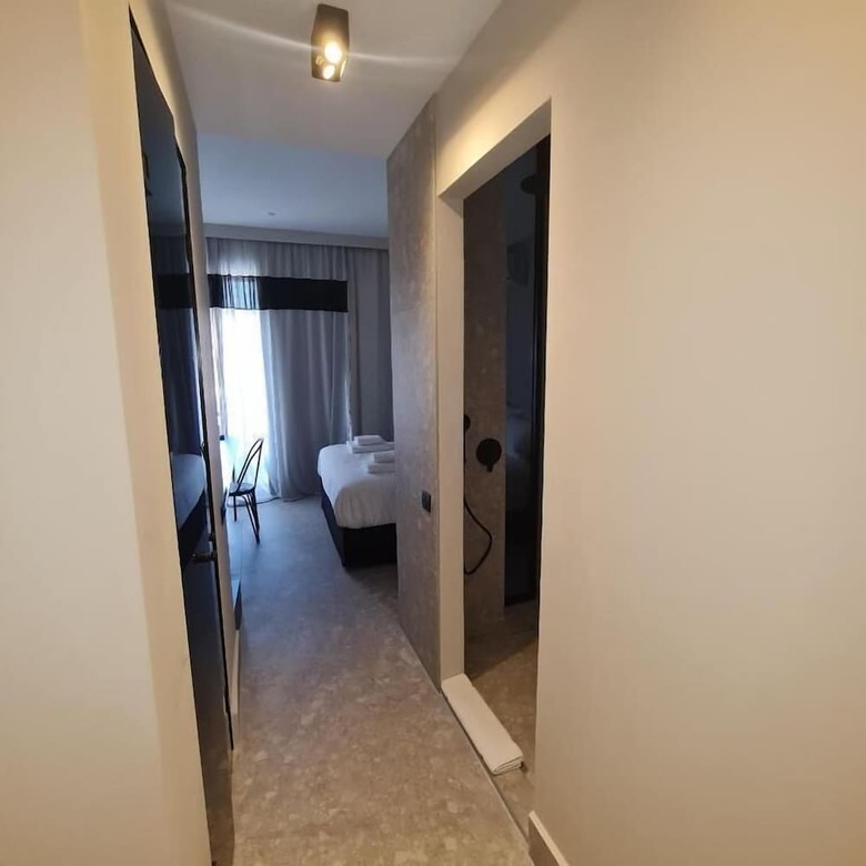 Cityzoe Athens Suites