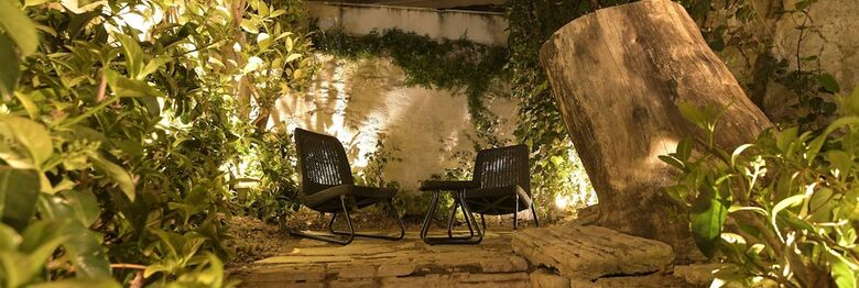 Cityzoe Athens Suites