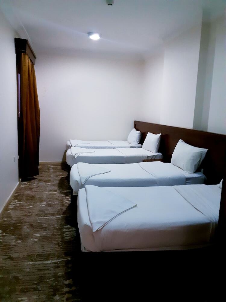 Manarat Al Eman Hotel