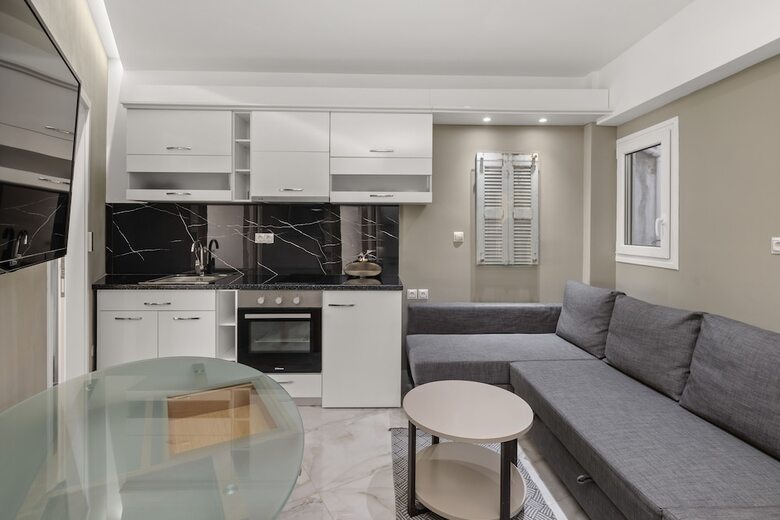 Athens Warehouse Hotel & Suites