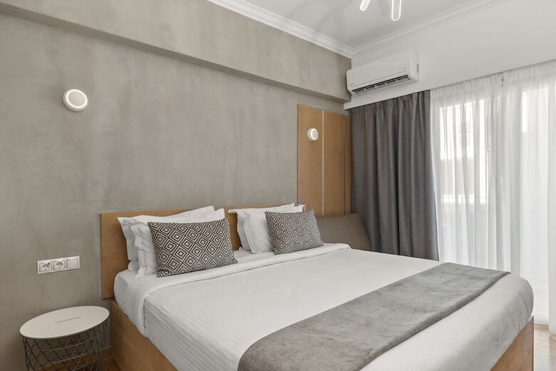 Athens Warehouse Hotel & Suites