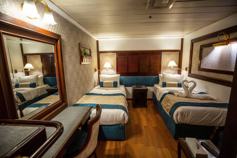 Champollion II Nile Cruise