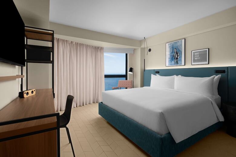 Rok Hotel Kingston, Tapestry Collection By Hilton