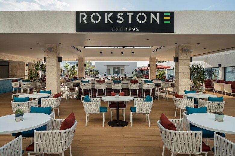 Rok Hotel Kingston, Tapestry Collection By Hilton