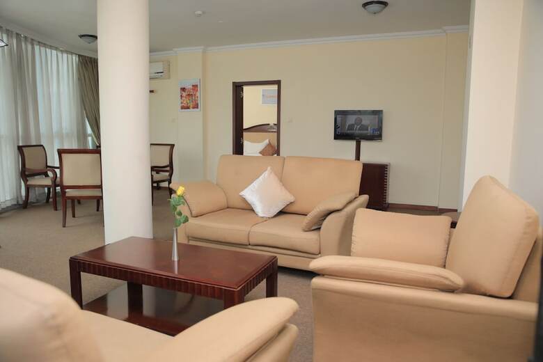 Debredamo Hotel
