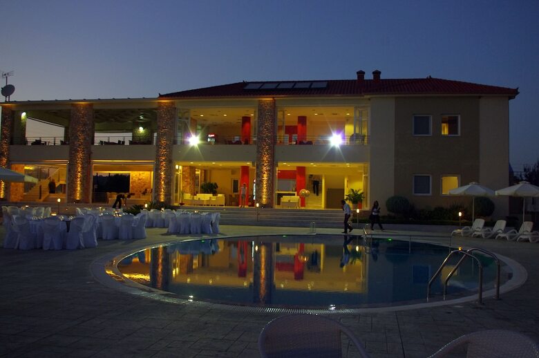 Aparthotel Antonios Village