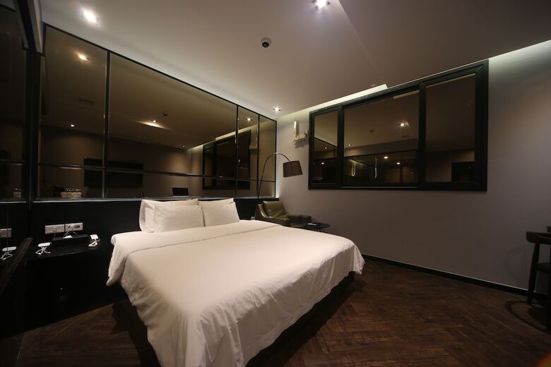 Brown Dot Hotel Beomil