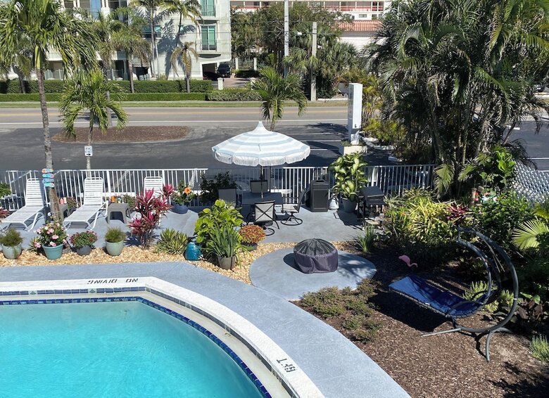 Hotel Honu Cove (age 16+)