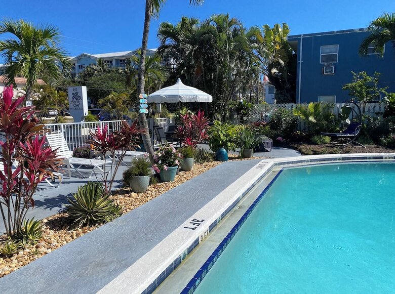Hotel Honu Cove (age 16+)