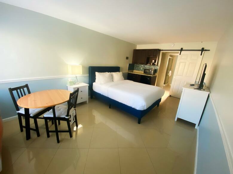 Hotel Honu Cove (age 16+)