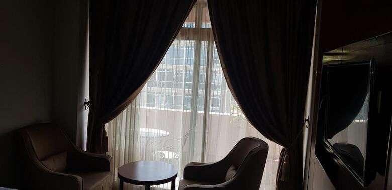 Mosy Hotel