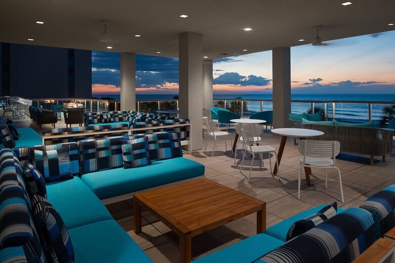 Hotel Springhill Suites By Marriott Myrtle Beach Oceanfront