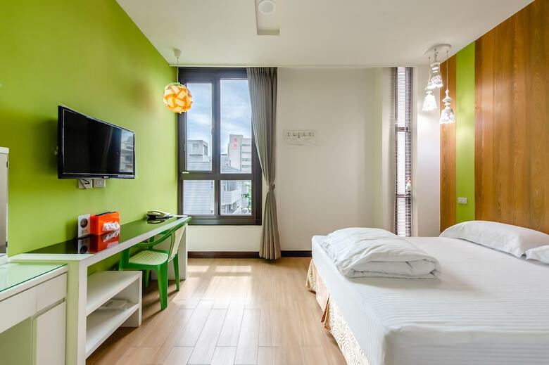 Bed & Breakfast Lightness Hotel