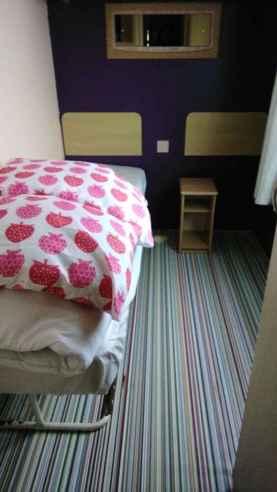Stunning 3-bed Caravan In Camber Kitesurf Family