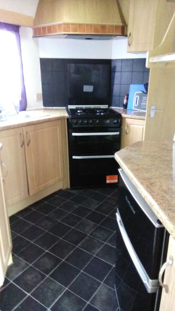 Stunning 3-bed Caravan In Camber Kitesurf Family